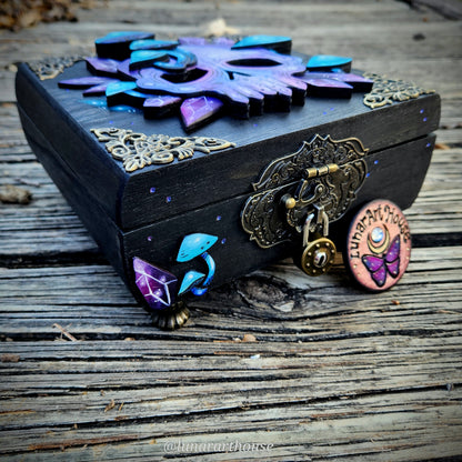 Crystal Mushroom Skull Hidden Key Box