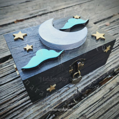 Little Silver Moon Hidden Key Box