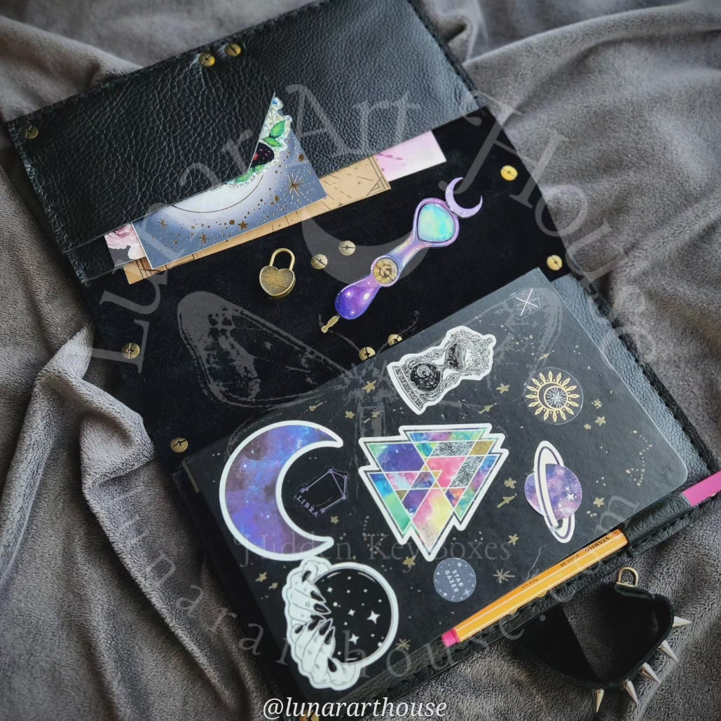 Rainbow Heart Hidden Key Journal